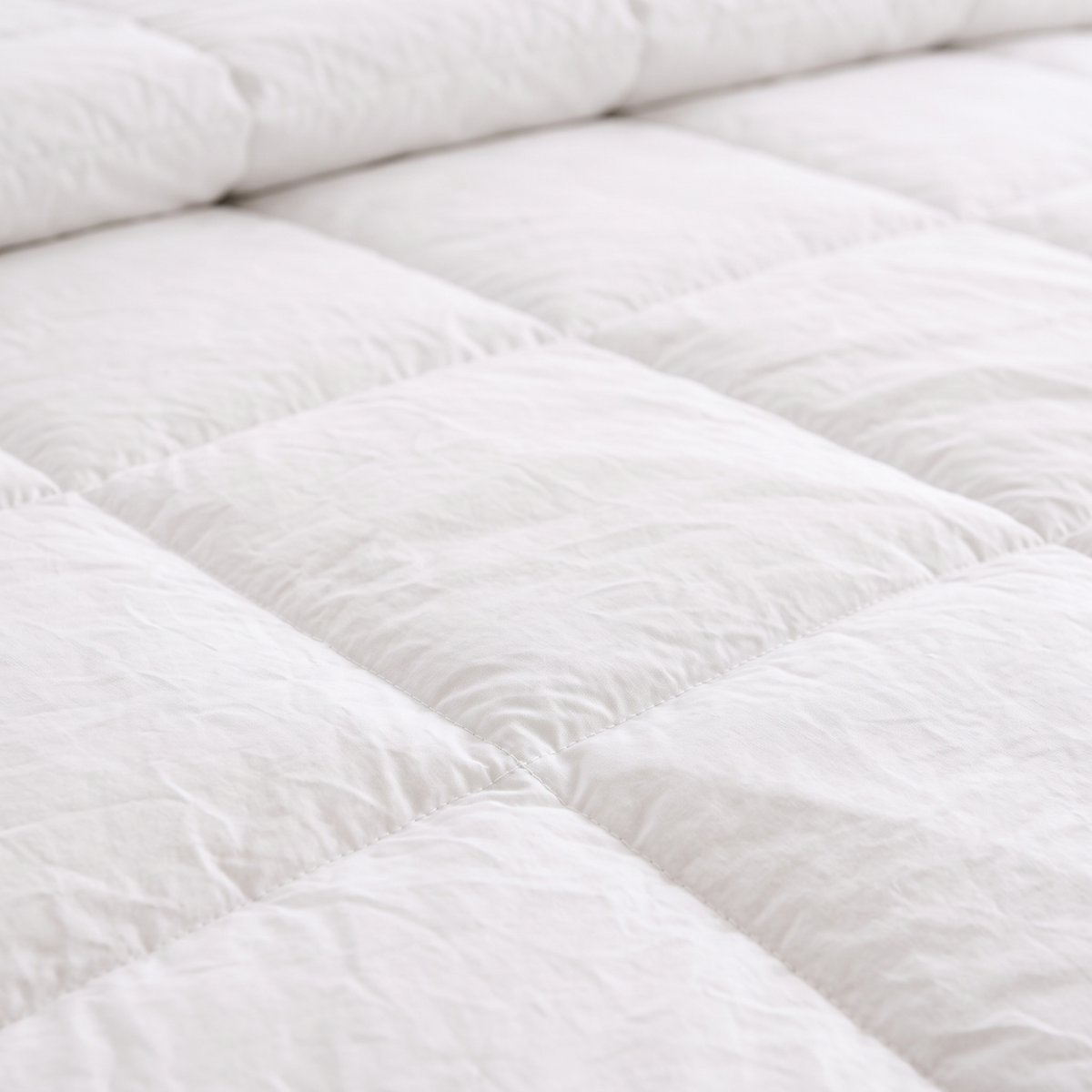 Wooly Collection Wool & Down Alternative Comforter